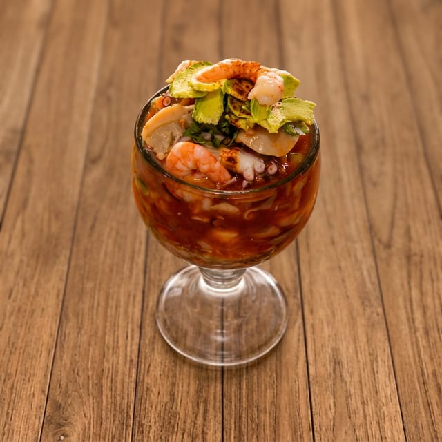 Coctel de Camarón (Shrimp).